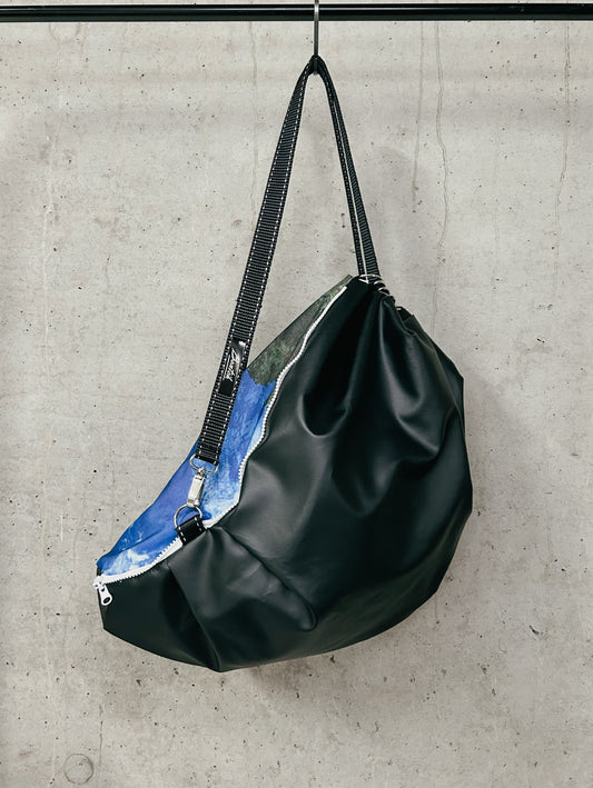 EARTH DROP B-BAG, BLACK PLANET