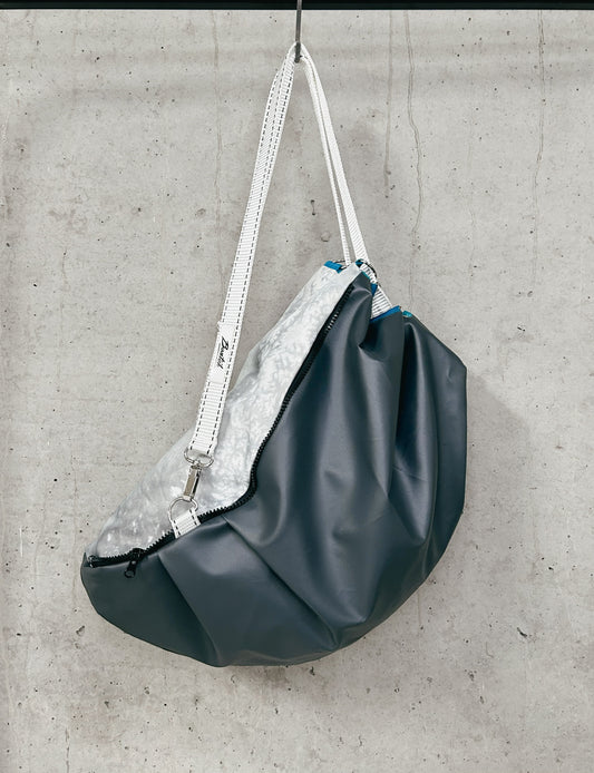 EARTH DROP B-BAG, ANTARCTIC