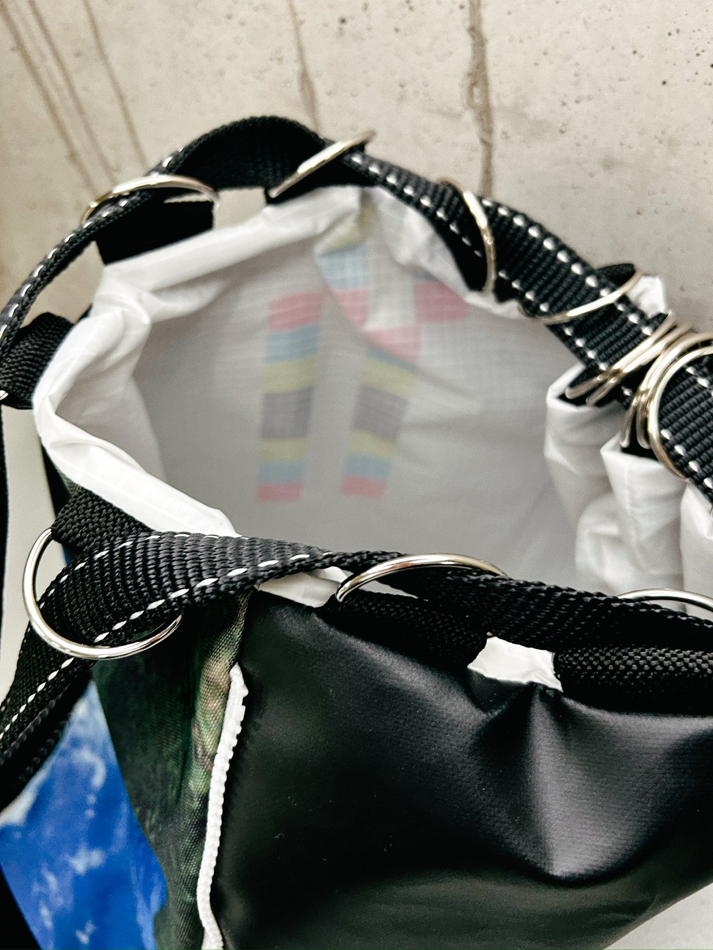 EARTH DROP B-BAG, BLACK PLANET